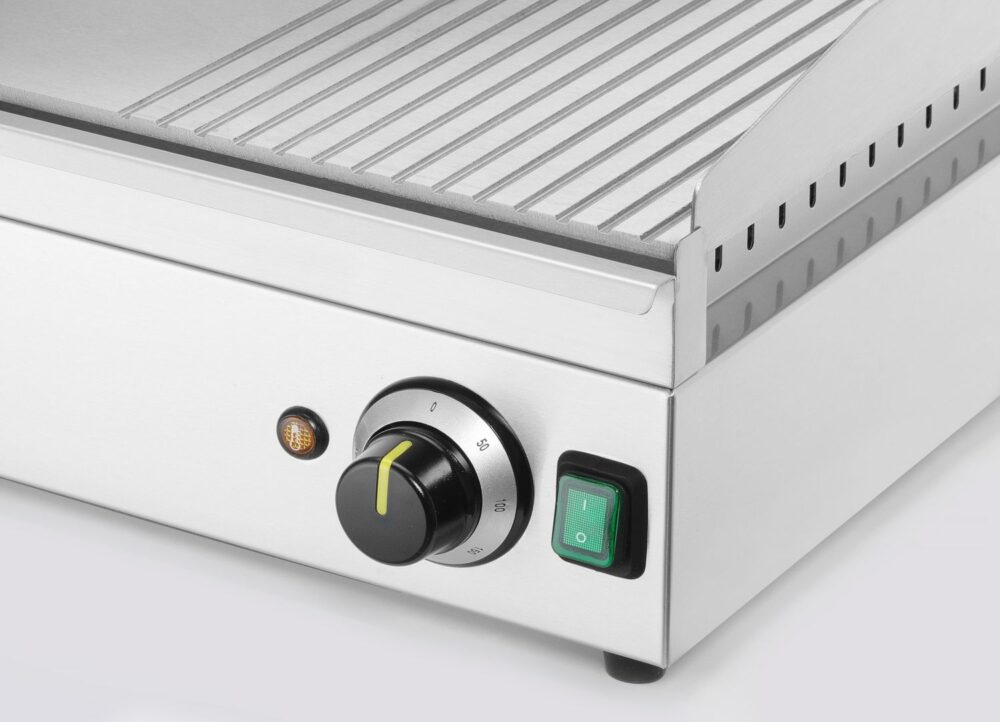 Kepimo paviršius-grilis, 1/3 briaunota, HENDI, Kitchen Line, 220-240V/3500W, 697x474x(H)241mm
