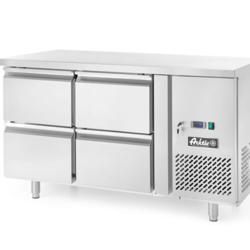 Aušinimo stalas su 4 lentynomis ir šone esančiu agregatu, Arktic, Profi Line, 230V/250W, 1360x700x(H)858mm