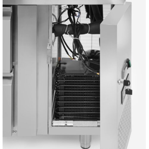 Aušinimo stalas su 4 lentynomis ir šone esančiu agregatu, Arktic, Profi Line, 230V/250W, 1360x700x(H)858mm
