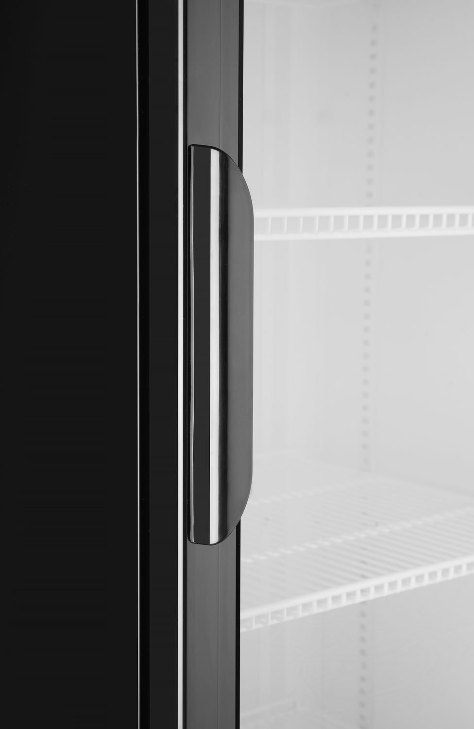 Vienų durų baro šaldytuvas su apšviečiamu skydeliu, Arktic, 254L, Juodas, 220-240V/250W, 578x605x(H)1980mm