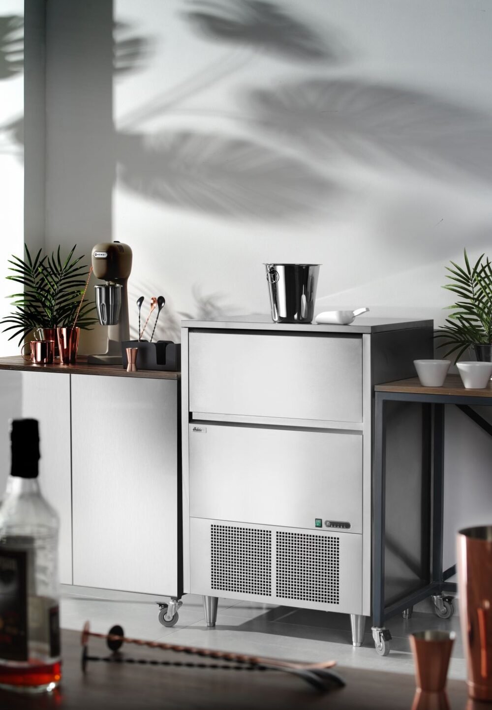 Ledo kubelių gaminimo aparatas, Arktic, 220V/900W, 730x600x(H)1136mm