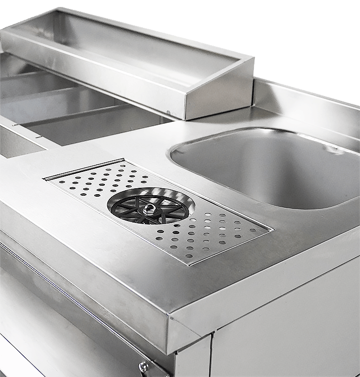 REFRIGERATED COCKTAIL BAR STATION   INCL. SINK, GLASS RINSER, SPEEDRAIL FOR BOTTLES, CUTTING BOARD AND WASTE BIN