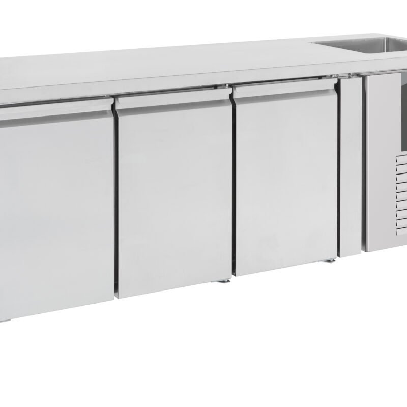 700 REFRIGERATED COUNTER SINK 3 DOORS