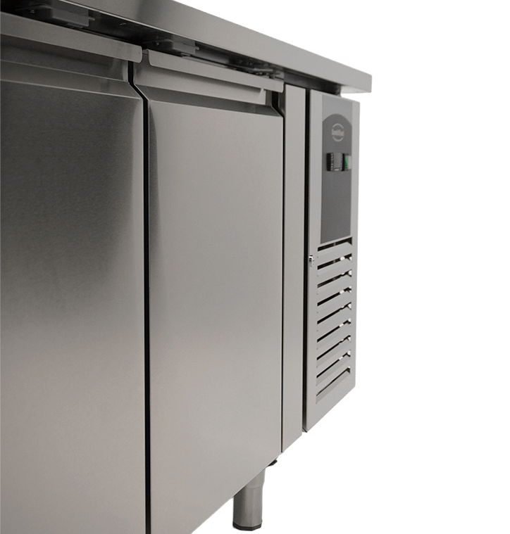 700 REFRIGERATED COUNTER 2 DOORS AND 4 DRAWERS ENERGY LINE