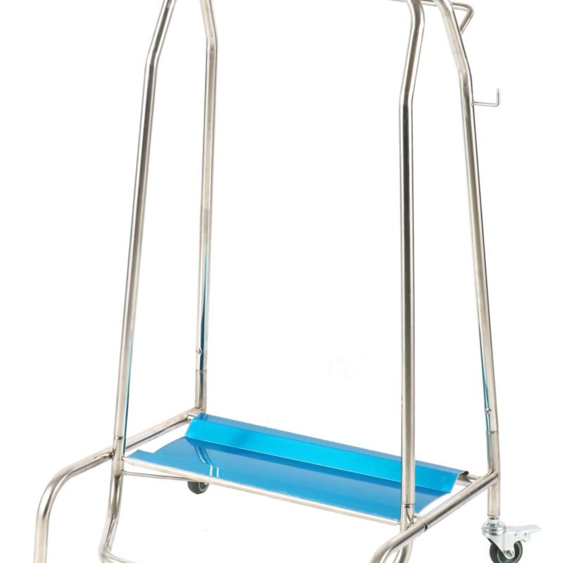 PEDAL CONTROLLED TRASH BAG HOLDER
