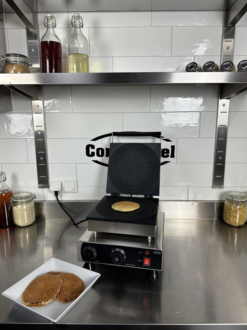 SYRUP WAFFLE MAKER ROUND