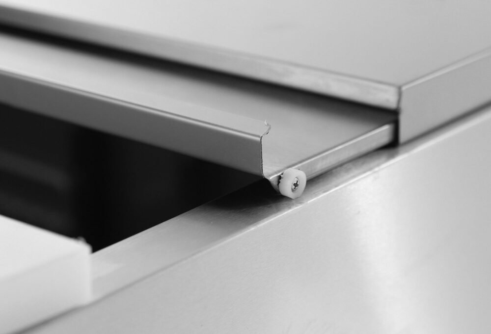 2 durų salotų aušinimo stalas su atidaromu dangčiu, Arktic, 169L, 230V/310W, 700x915x(H)875mm